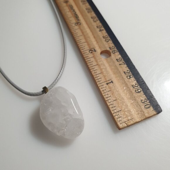 Clear Quartz Pendant Necklace Grey Cord Adjustable Chain Natural Healing Gift - Picture 4 of 5